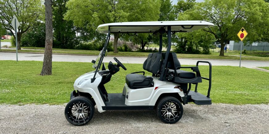 2025 Star EV Sirius 2+2 LSV-White Diamond Pearl