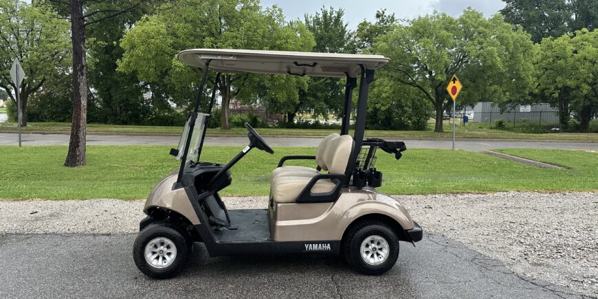 2021 Yamaha Drive2 AC Fleet – Mica Metallic